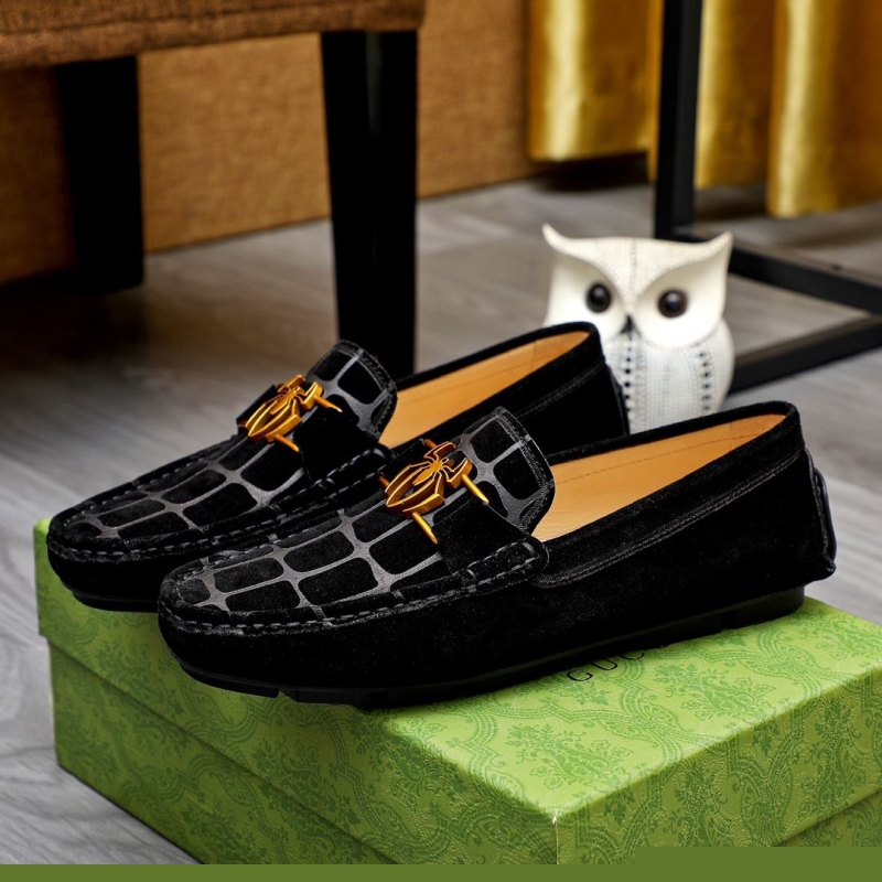 G*u*i leather shoes